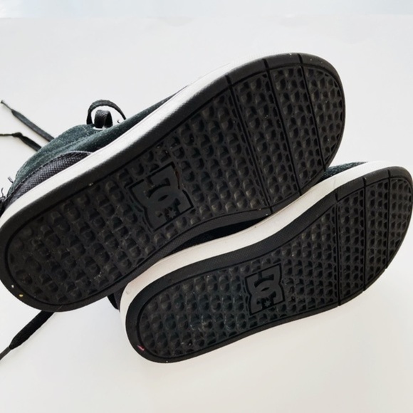 Kids Skate Shoes​ - Picture 7 of 8